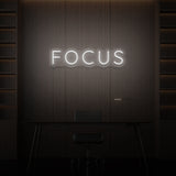 "FOCUS" NEON SKILT