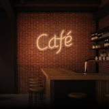 Leuchtreklame „CAFE“. 